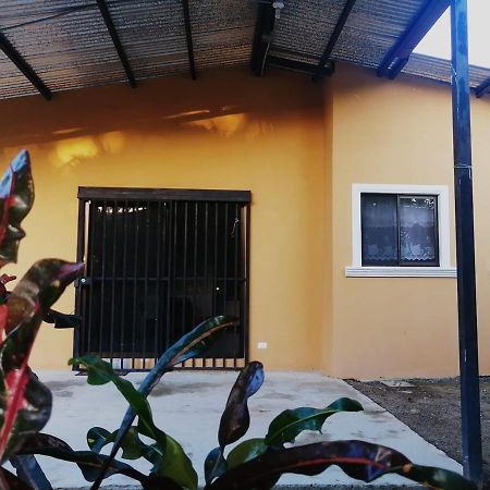Casa Binisa Fresca Y Agradable Vila Libéria Exterior foto